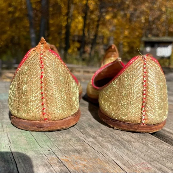 Gold and Red Embroidered Leather Wedding / Ceremony Shoes display picture 1